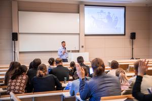 3_a_jelenlegi_penzugyi_rendszer_hibai_es_a_nemzeti_penz_reformlehetosegei_2025-2