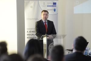 fokep_cegalapitasi_kerdojelek_kis_norbert-2